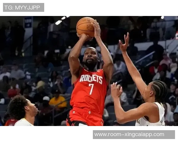 杜兰特关键时刻表现低迷上场末节仅得1分今日加时赛再遭冷遇